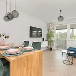 Bloom & Rest With Balcony & Parking By Renters Danzica