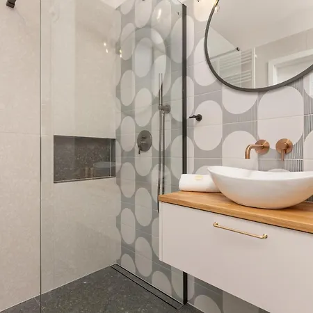 Daire Bloom & Rest With Balcony & Parking By Renters Gdansk