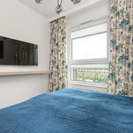 Bloom & Rest With Balcony & Parking By Renters * Gdansk