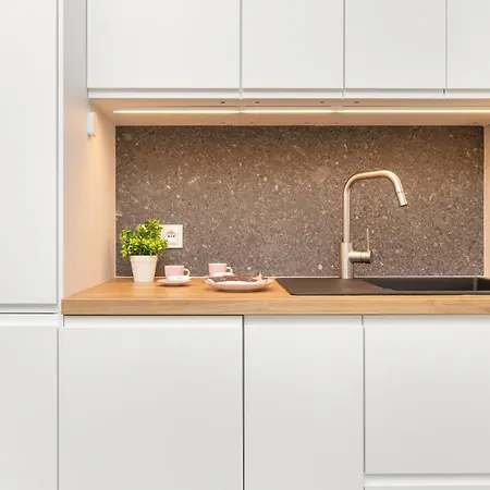 Bloom & Rest With Balcony & Parking By Renters Daire *