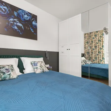 Bloom & Rest With Balcony & Parking By Renters Апартаменты