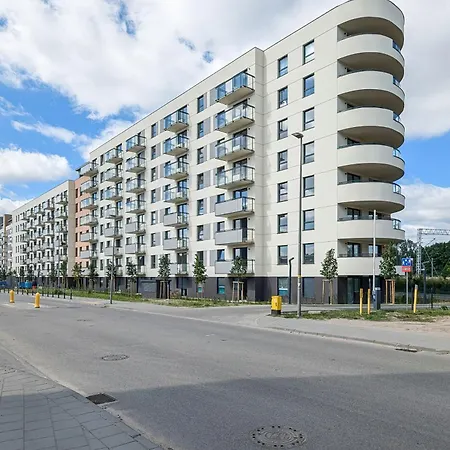 Bloom & Rest With Balcony & Parking By Renters * Gdansk