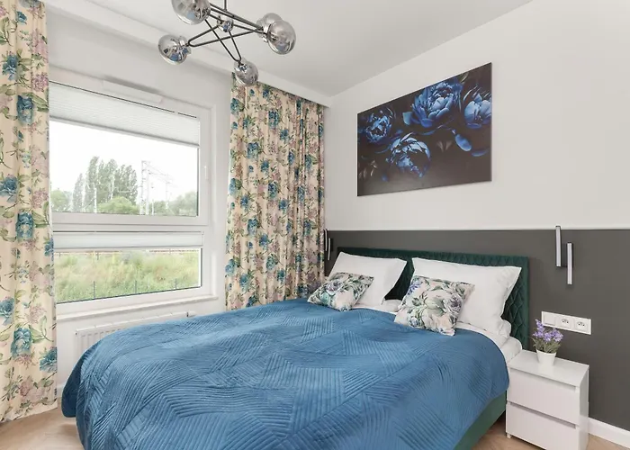 Bloom & Rest With Balcony & Parking By Renters * Gdańsk