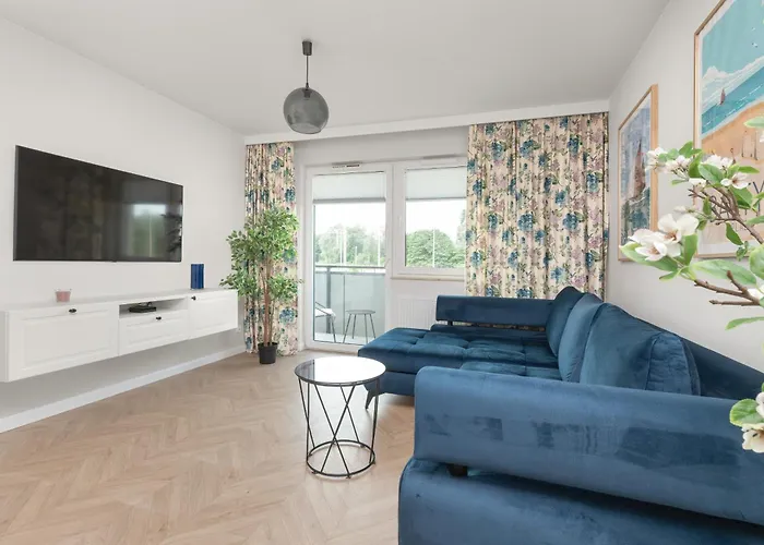 Apartament Bloom & Rest With Balcony & Parking By Renters