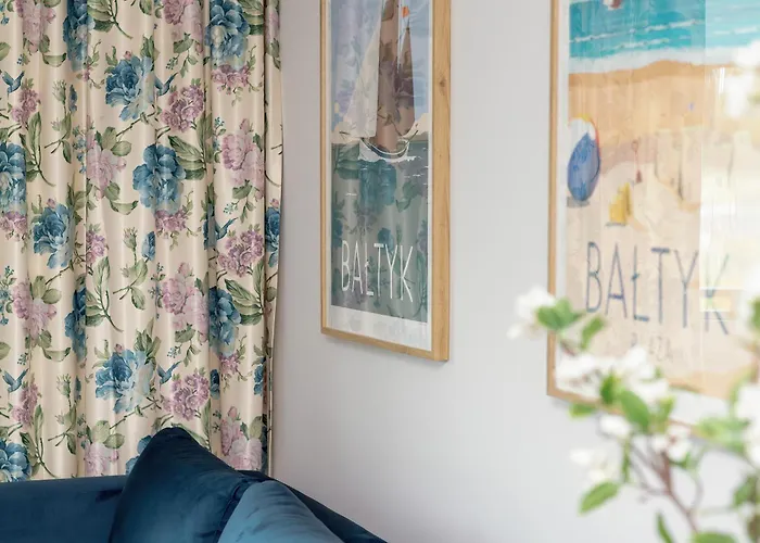 Bloom & Rest With Balcony & Parking By Renters *